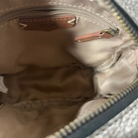 The Sak Maisie Square Crossbody leather bag - Picture 9 of 16